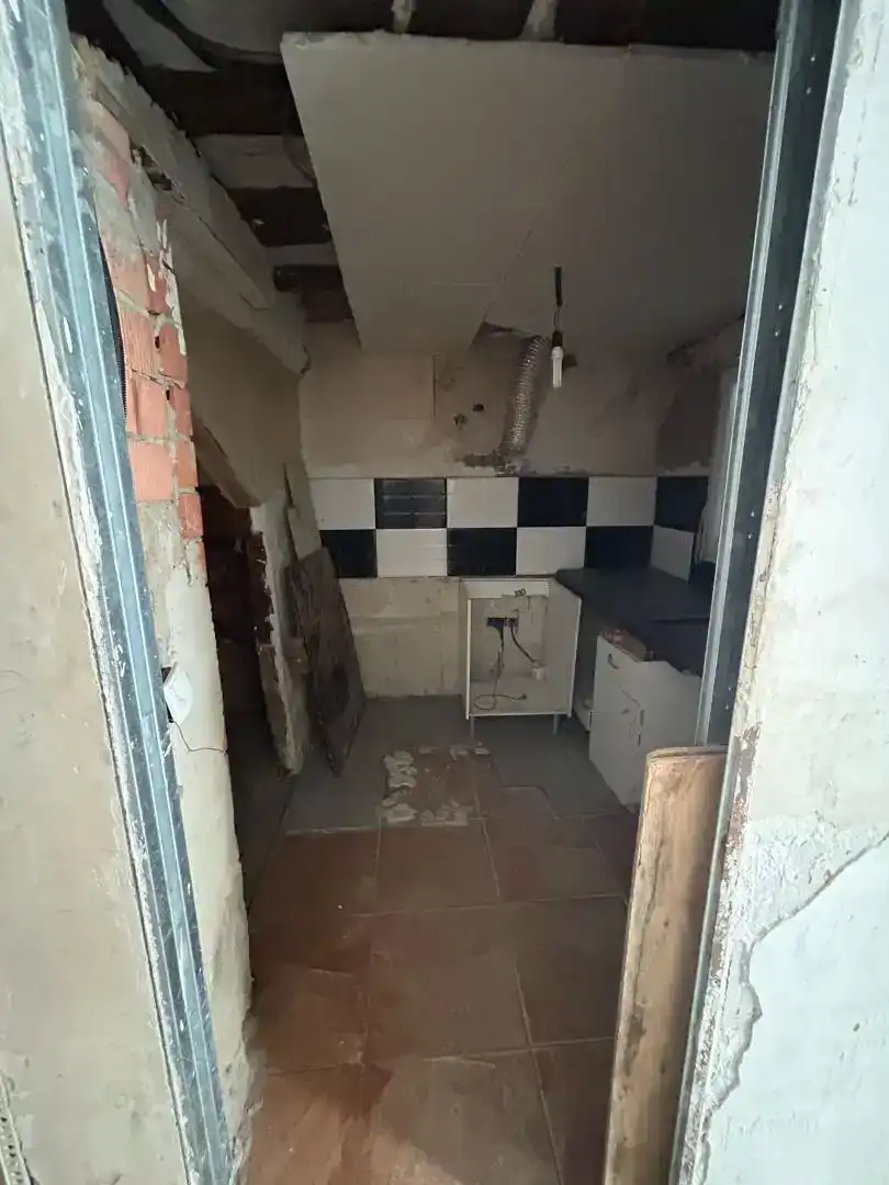 Cuina de Casa adosada en venda en Anguciana