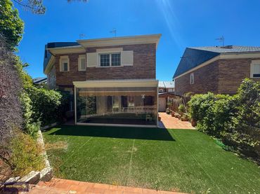 Semi-detached house with garden for sale in Calle Calle Mondalindo