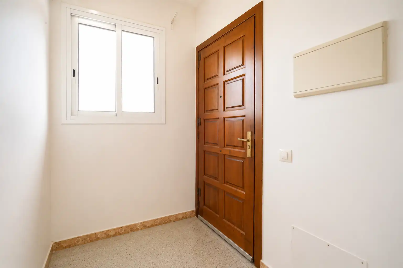 Flat for sale in Vinyols i els Arcs  with Air Conditioner, Terrace and Storage room