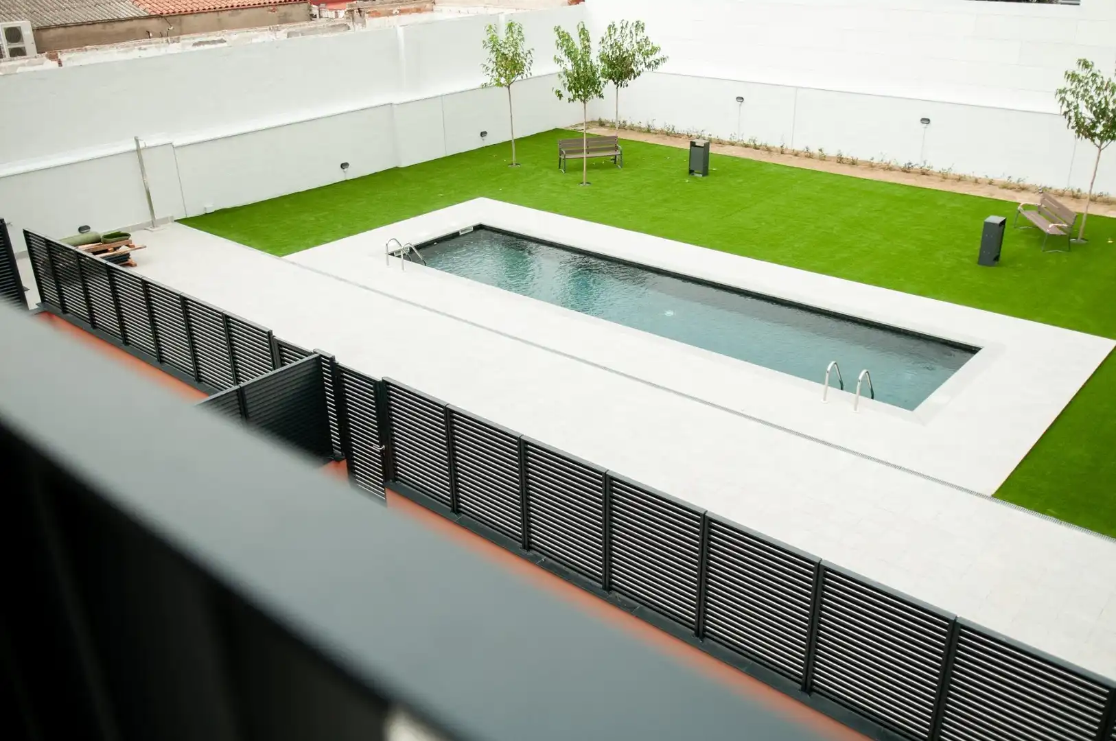 Piscina de Ático en venta en Sabadell con Aire acondicionado, Terraza y Alarma