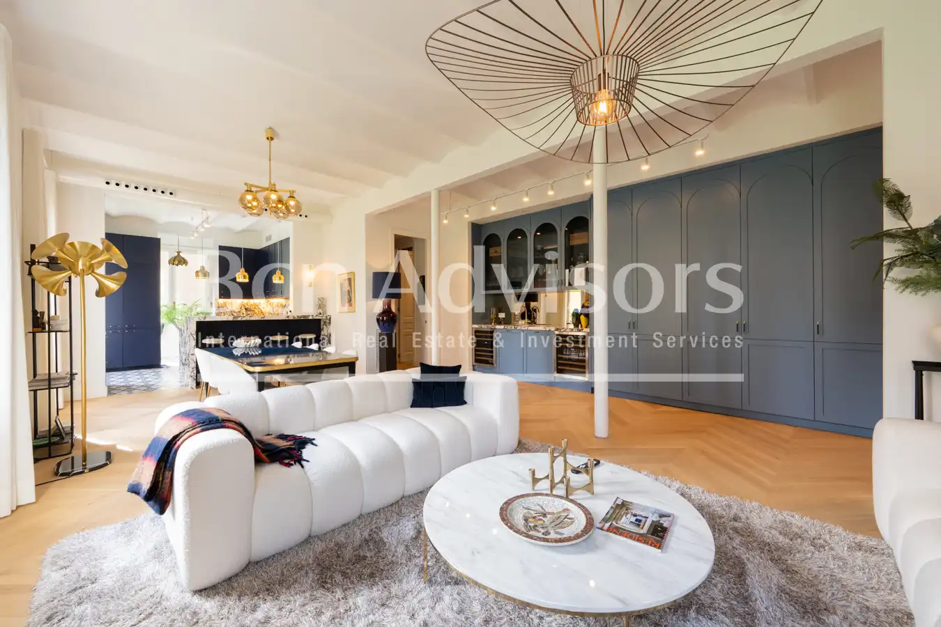 Appartamento con terrazza in vendita a Carrer de Girona