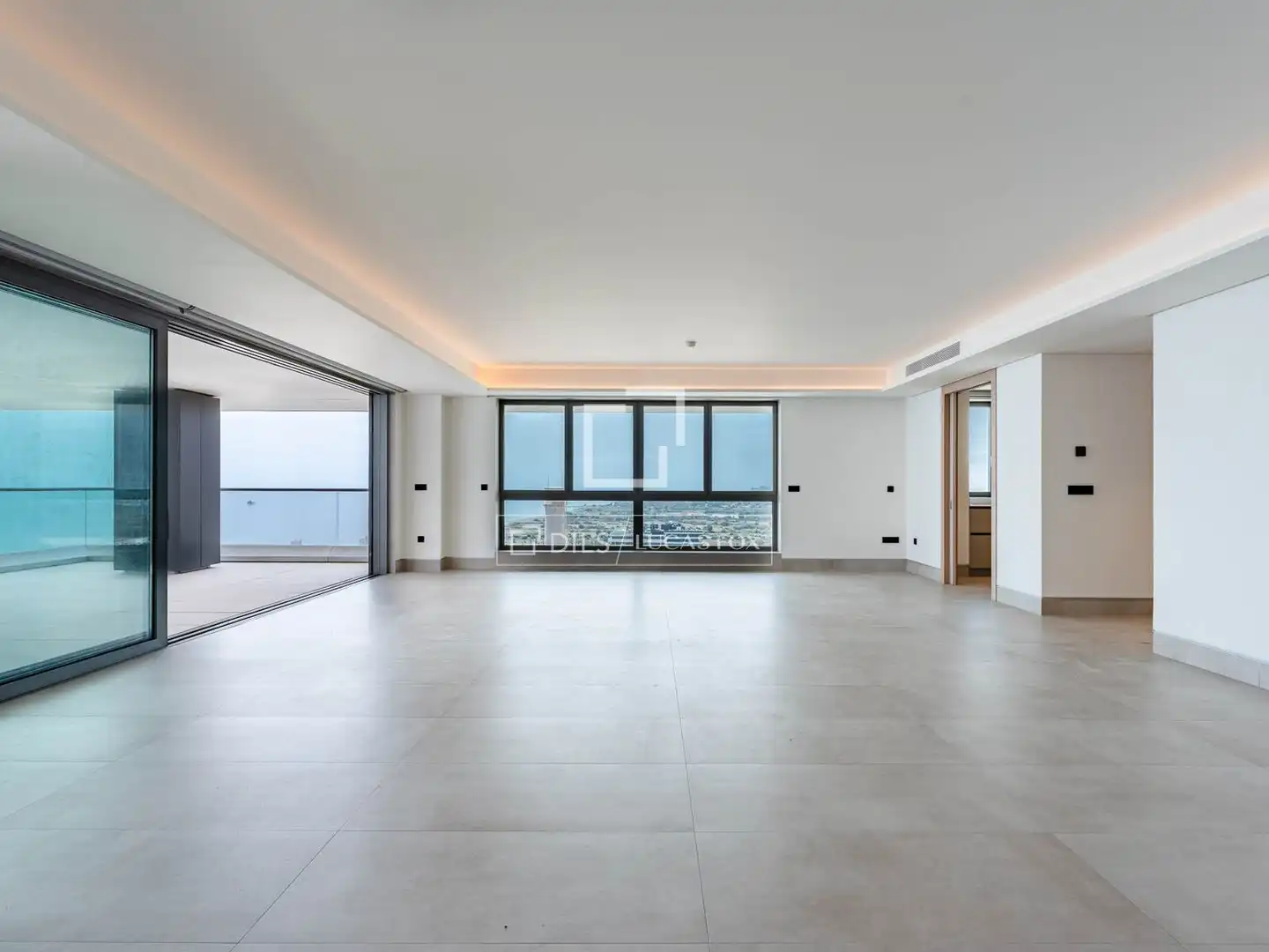 Flat with pool to rent in Carretera de Cádiz, imagen 13