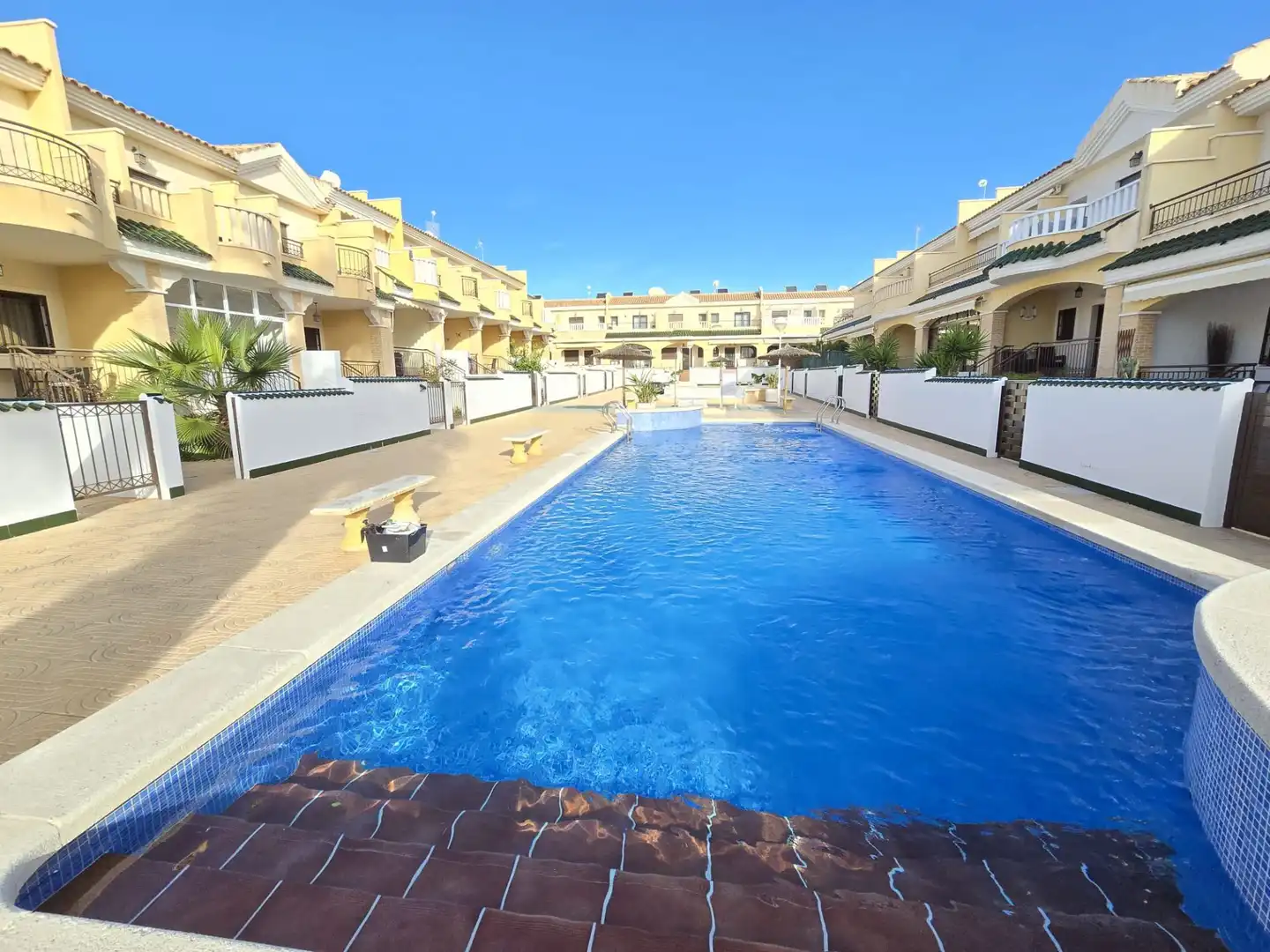 Piscina de Casa adosada en venda en Rojales amb Jardí privat, Traster i Piscina comunitària