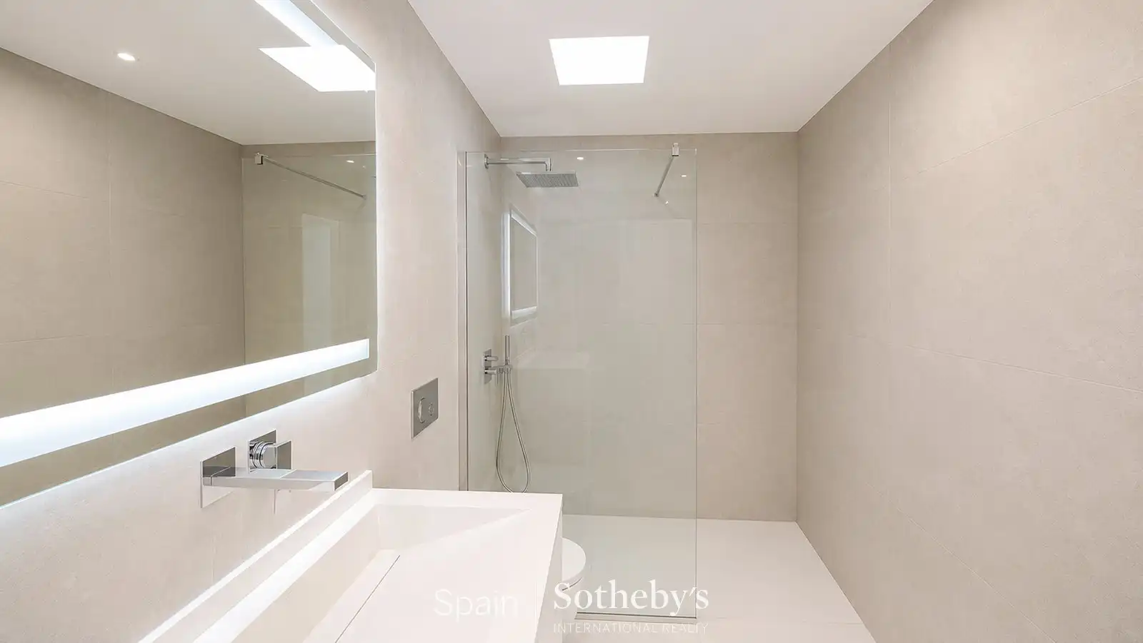 Baño de Casa o chalet en venta en Adeje con Aire acondicionado, Terraza y Piscina comunitaria