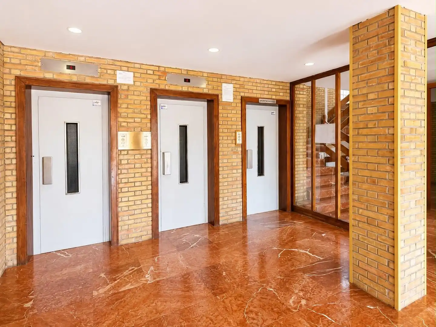 Piso en venta en Alicante / Alacant con Aire acondicionado, Calefacción y Terraza