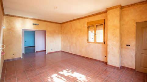 Foto 3 de Casa adosada en venta en Oliva de Sabuco, Alcaraz, Albacete