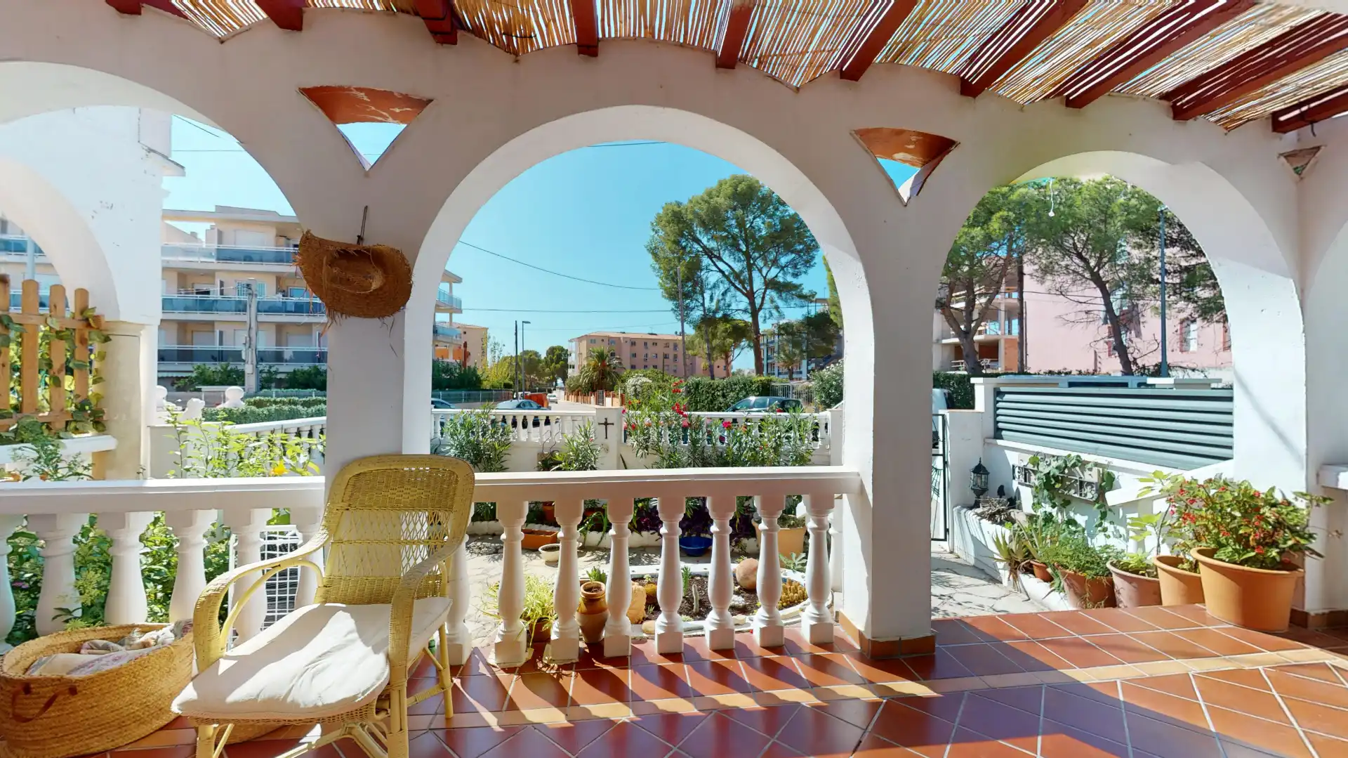 Adossat amb jardí en venda a Carrer del Duc de Medinaceli 15
