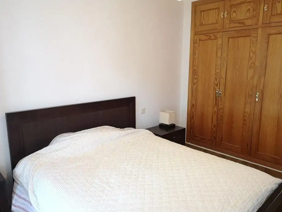 Habitación de Casa adosada en venta en Galapagar con Calefacción, Jardín privado y Terraza