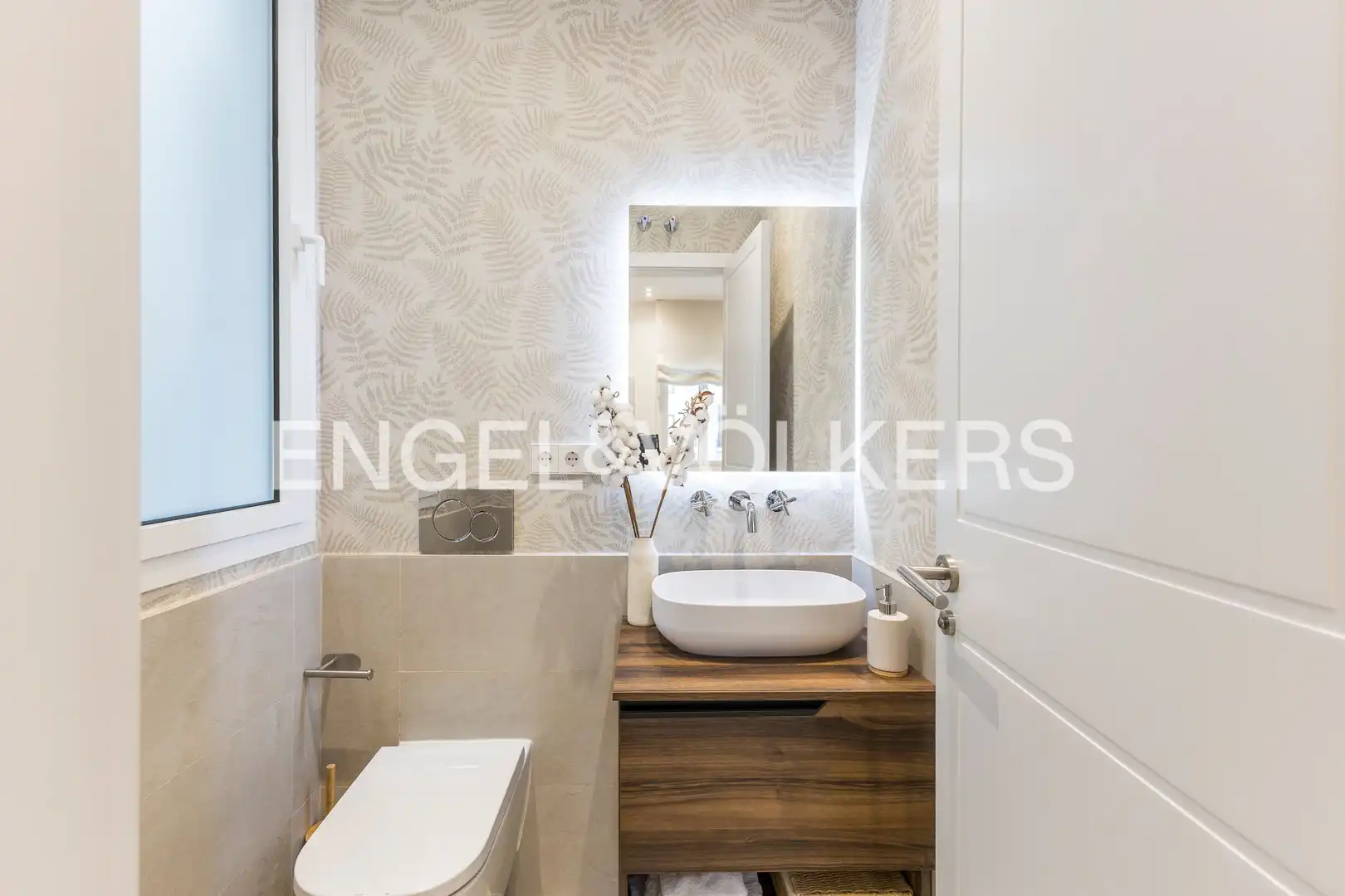 Badezimmer von Wohnung zum Verkauf in Madrid mit Klimaanlage, Heizung und Terrasse