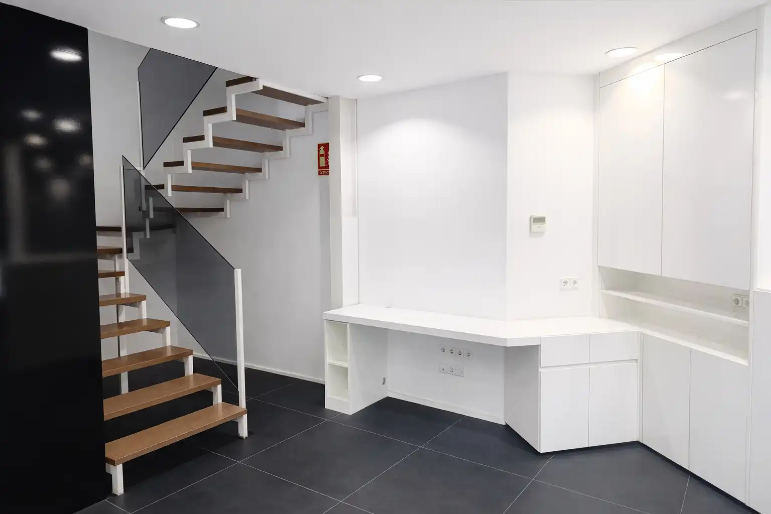 Commercial properties for rent in Reus  with Air Conditioner and Heating