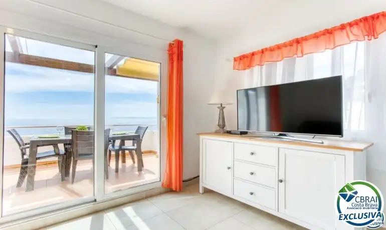 Habitación de Finca rústica en venta en Roses con Calefacción, Amueblado y Piscina comunitaria