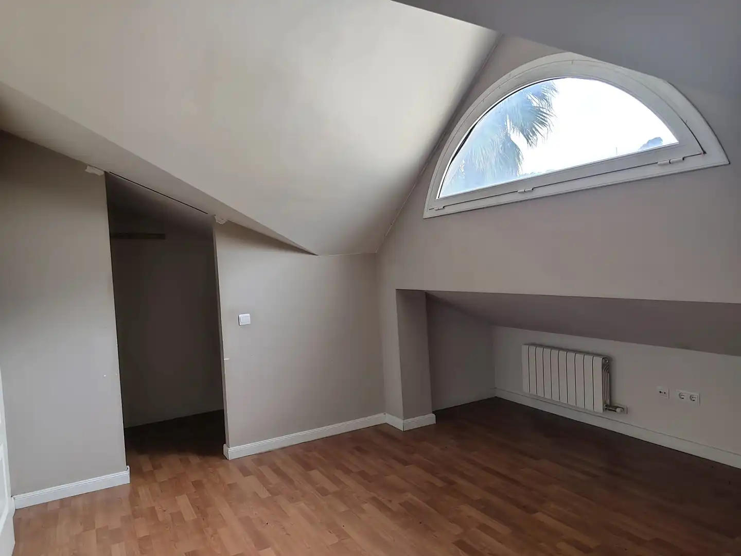 Habitación de Casa o chalet en venta en Canyelles con Aire acondicionado, Calefacción y Jardín privado