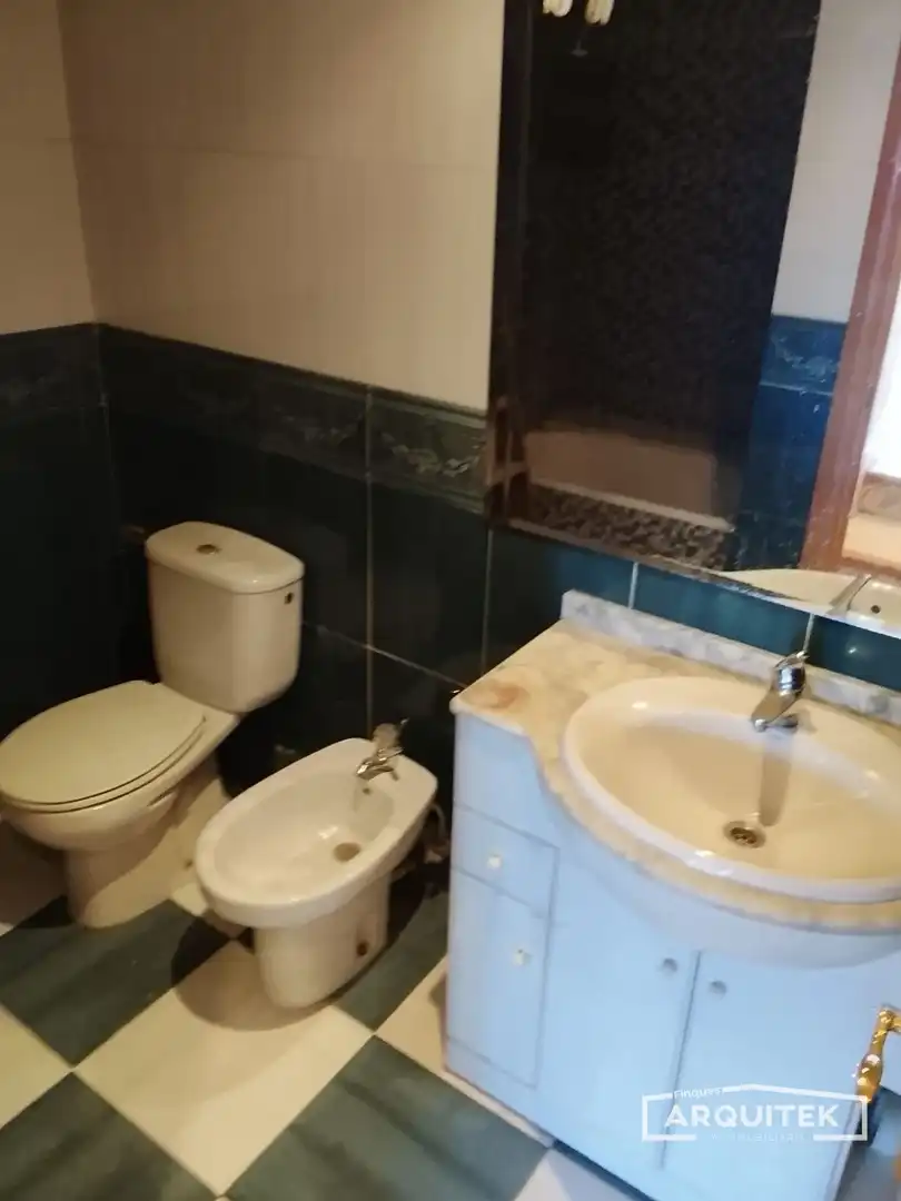 Bathroom of Flat for sale in La Pobla de Segur  with Terrace