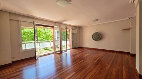 Foto 2 de Piso en venta en Armerias de las Plaza, Anoeta, Donostia - San Sebastián