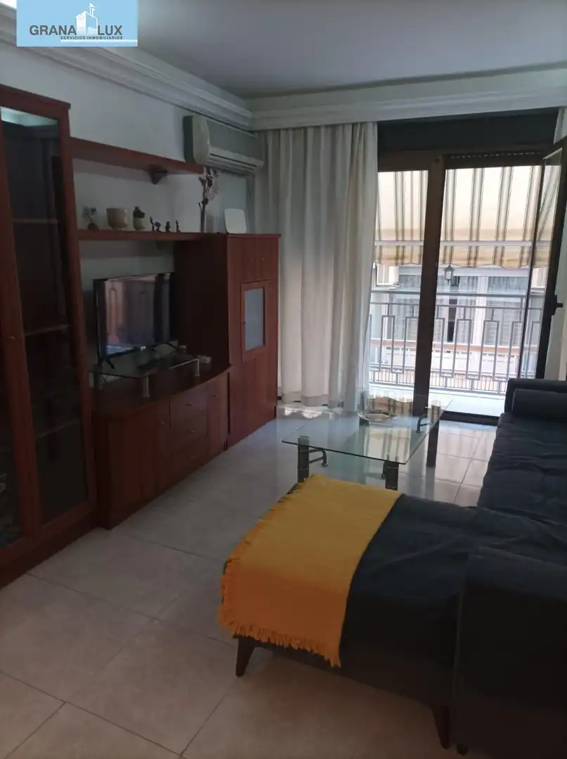 Flat for rent in Calle de Buensuceso, Centro - Sagrario