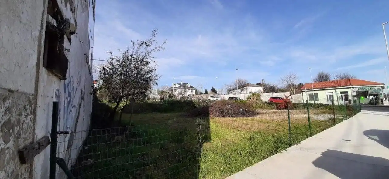 Terreno residenziale in vendita a A Malata - Catabois - Ciudad Jardín, imagen 4