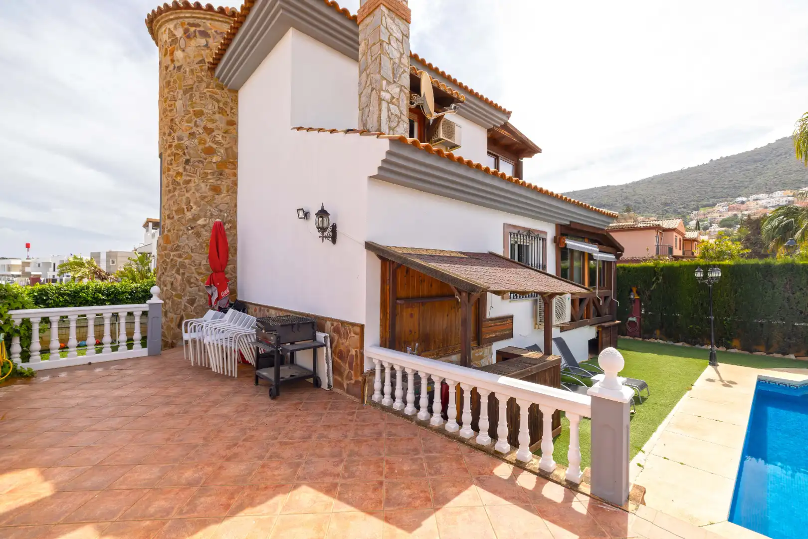 Jardí de Casa o xalet en venda en Alhaurín de la Torre amb Aire condicionat, Calefacció i Jardí privat