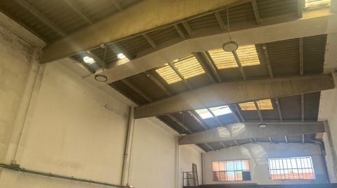 Foto 4 von Fabrikhallen zur Miete in Centre, El Prat de Llobregat