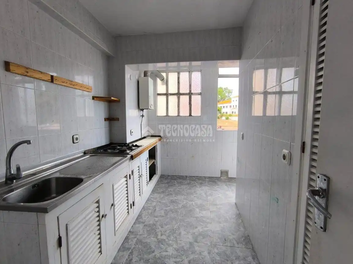 Cocina de Piso en venta en Huelva con Balcón