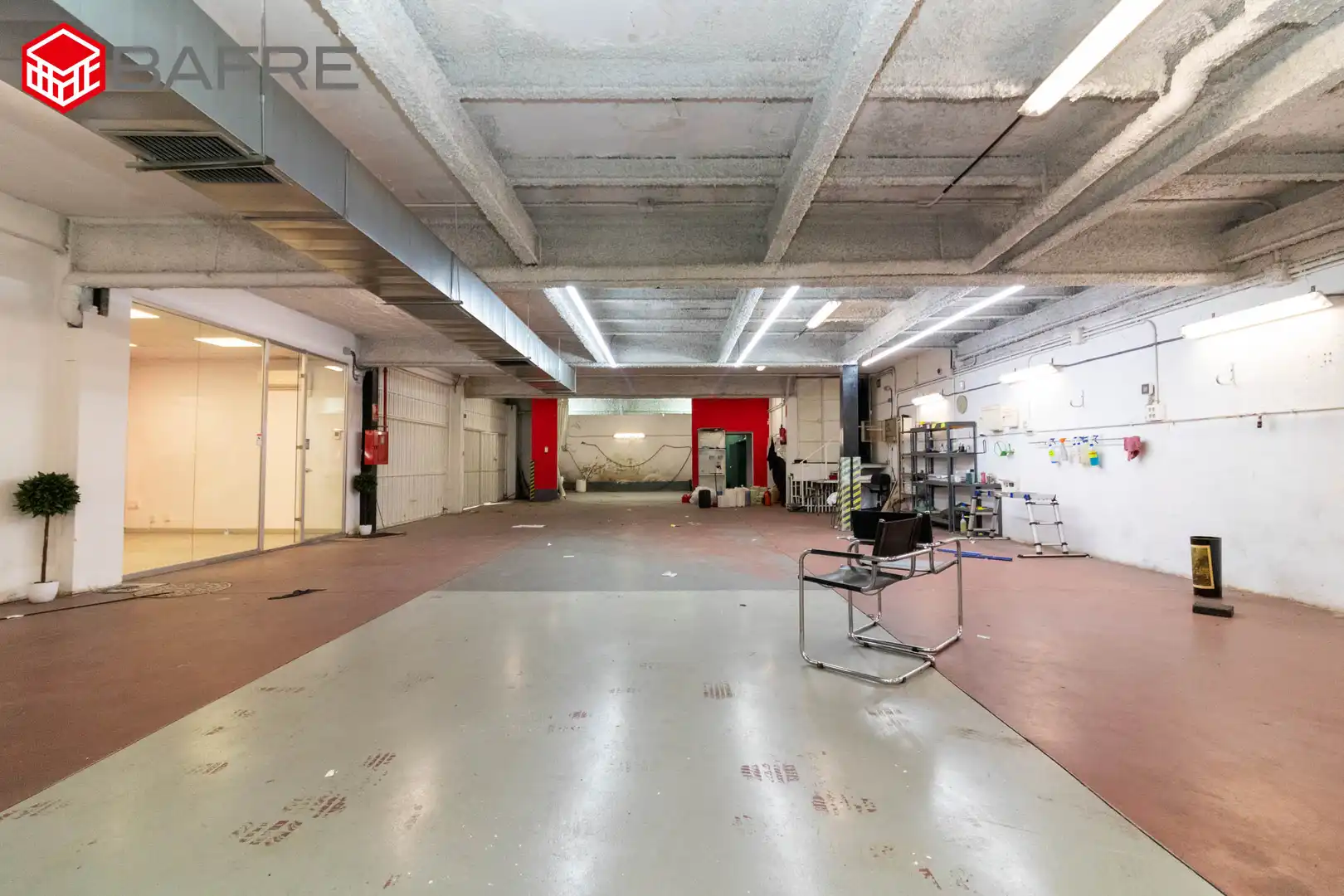Geschaftsraum zur Miete in Av. Leopoldo Calvo-Sotelo Bustelo, Estación