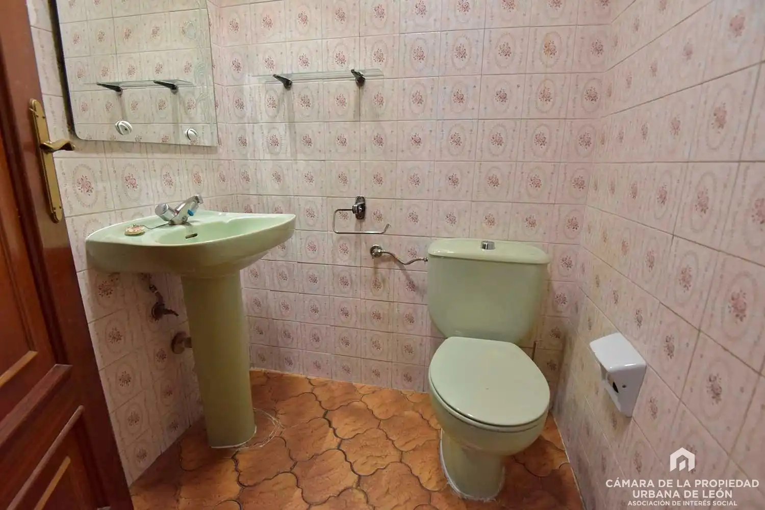 Bathroom of Flat for rent in León Capital   with Heating and Furnished