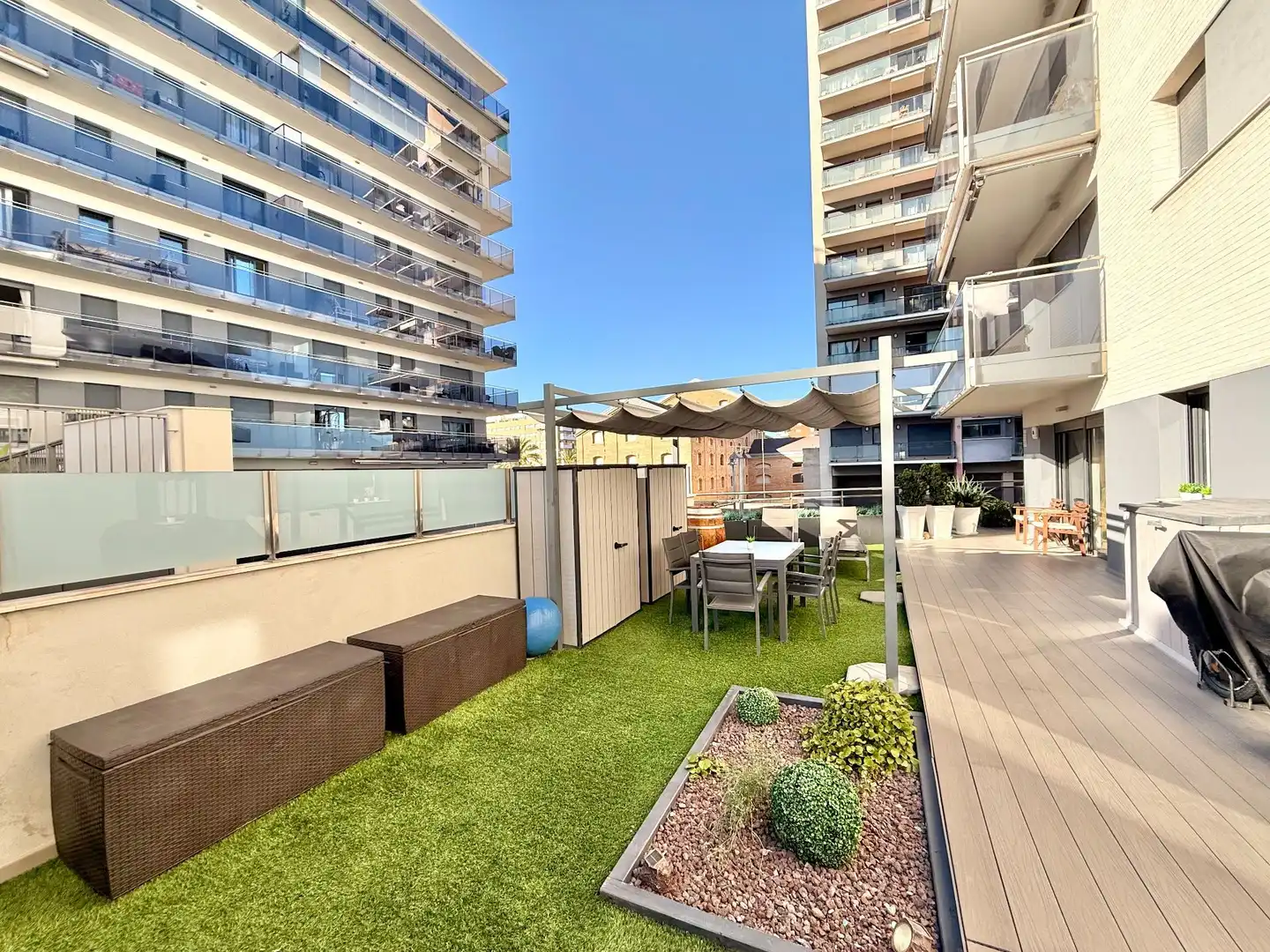 Terraza de Piso en venta en Badalona con Calefacción, Terraza y Piscina comunitaria