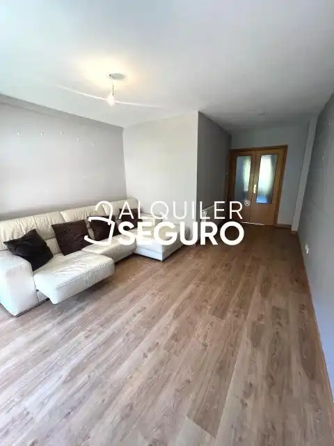 Sala de estar de Piso de alquiler en Pinto con Calefacción y Trastero