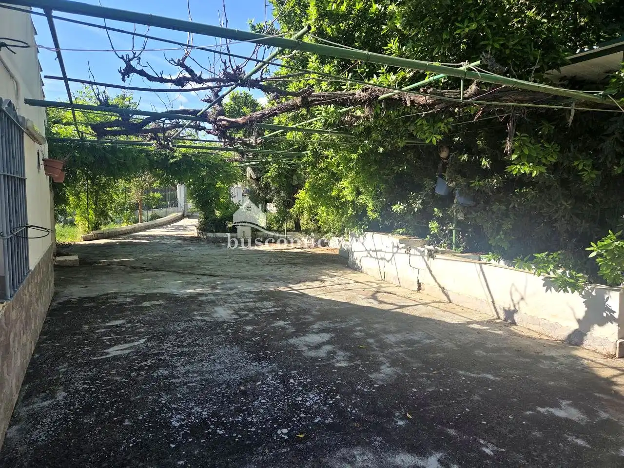 Casa o xalet en venda en Jaén amb Jardí privat, Traster i Moblat