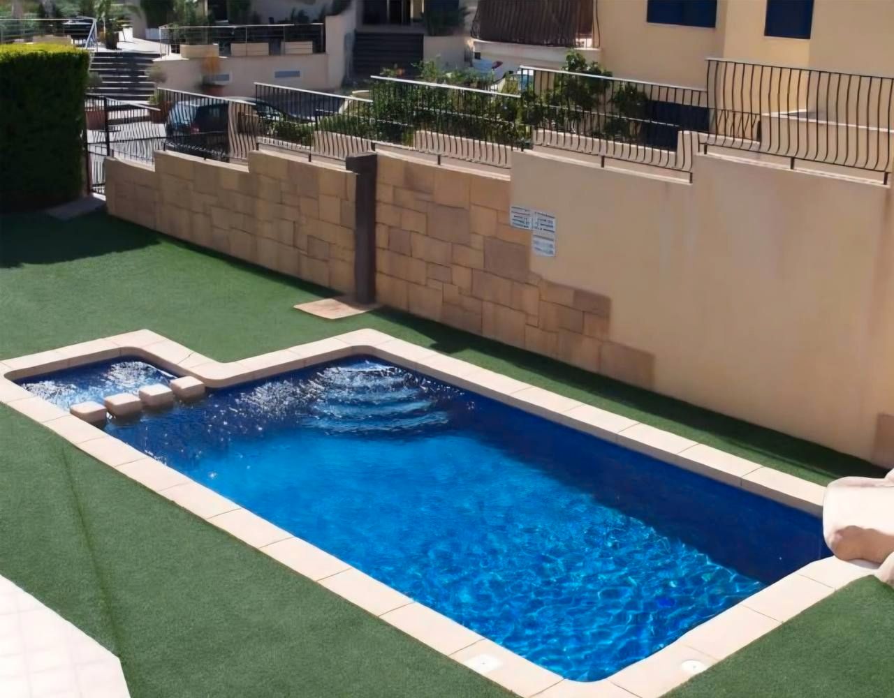 Piscina de Apartament en venda en Águilas amb Traster, Moblat i Forn