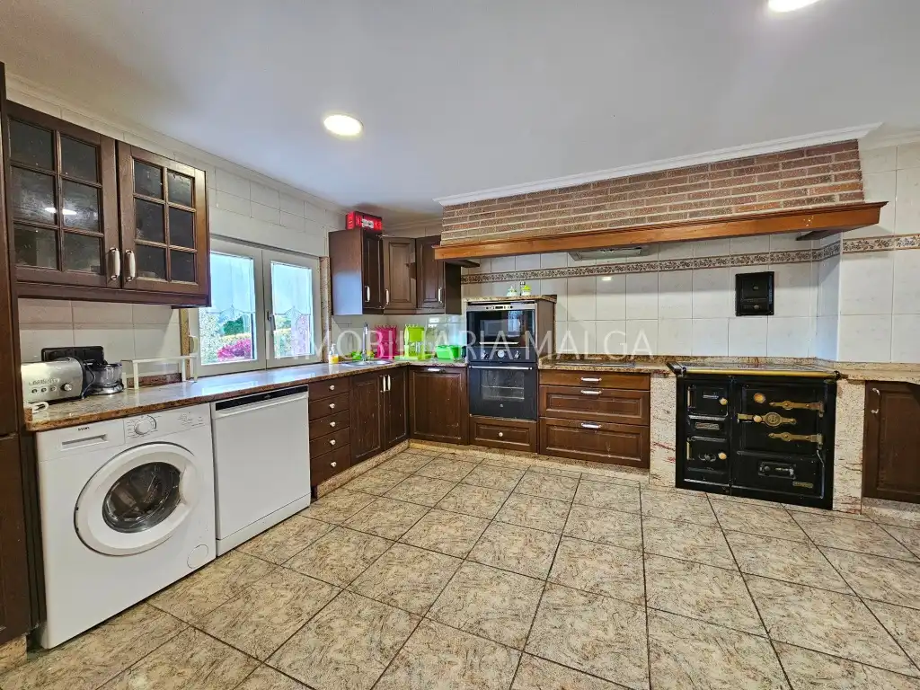 Cocina de Casa o chalet en venta en Colunga con Calefacción, Jardín privado y Parquet
