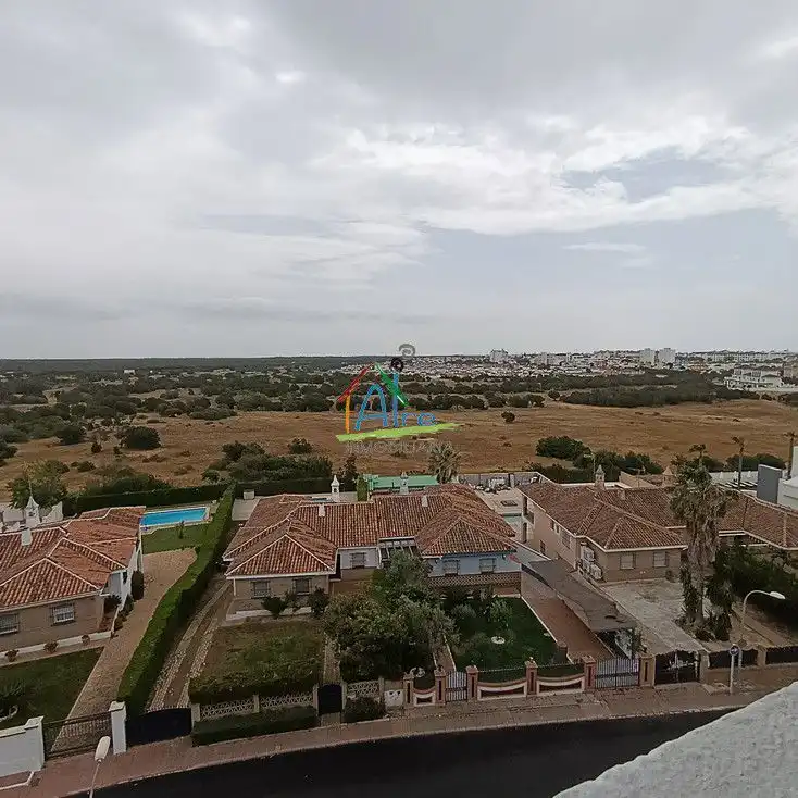 Wohnung zum Verkauf in Almonte mit Klimaanlage, Terrasse und Möbliert