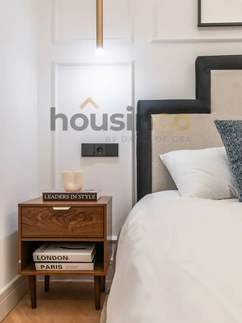 Flat for sale in Madrid  with Air Conditioner, Heating and Terrace