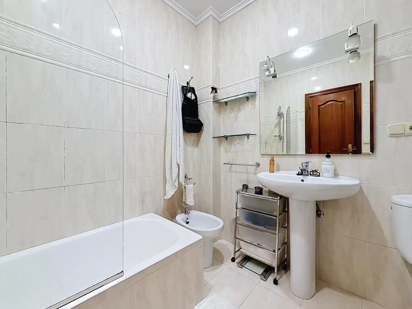 Baño de Piso en venta en Donostia - San Sebastián  con Calefacción y Balcón