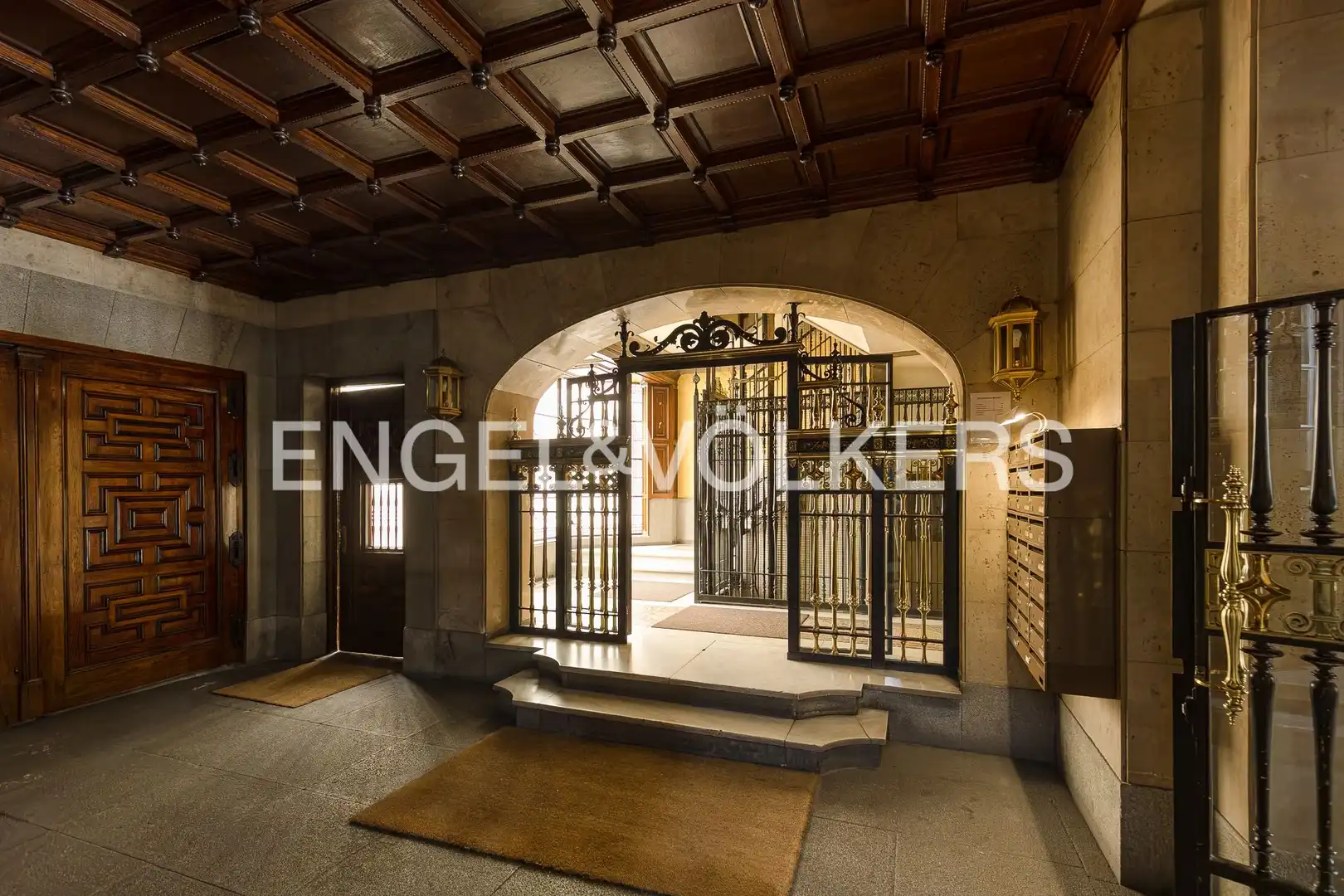Flat for rent in Madrid  with Air Conditioner, Heating and Balcony