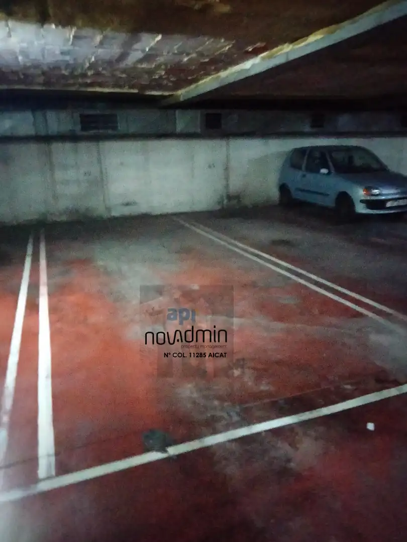 Parkplatz von Garage zum Verkauf in Lleida