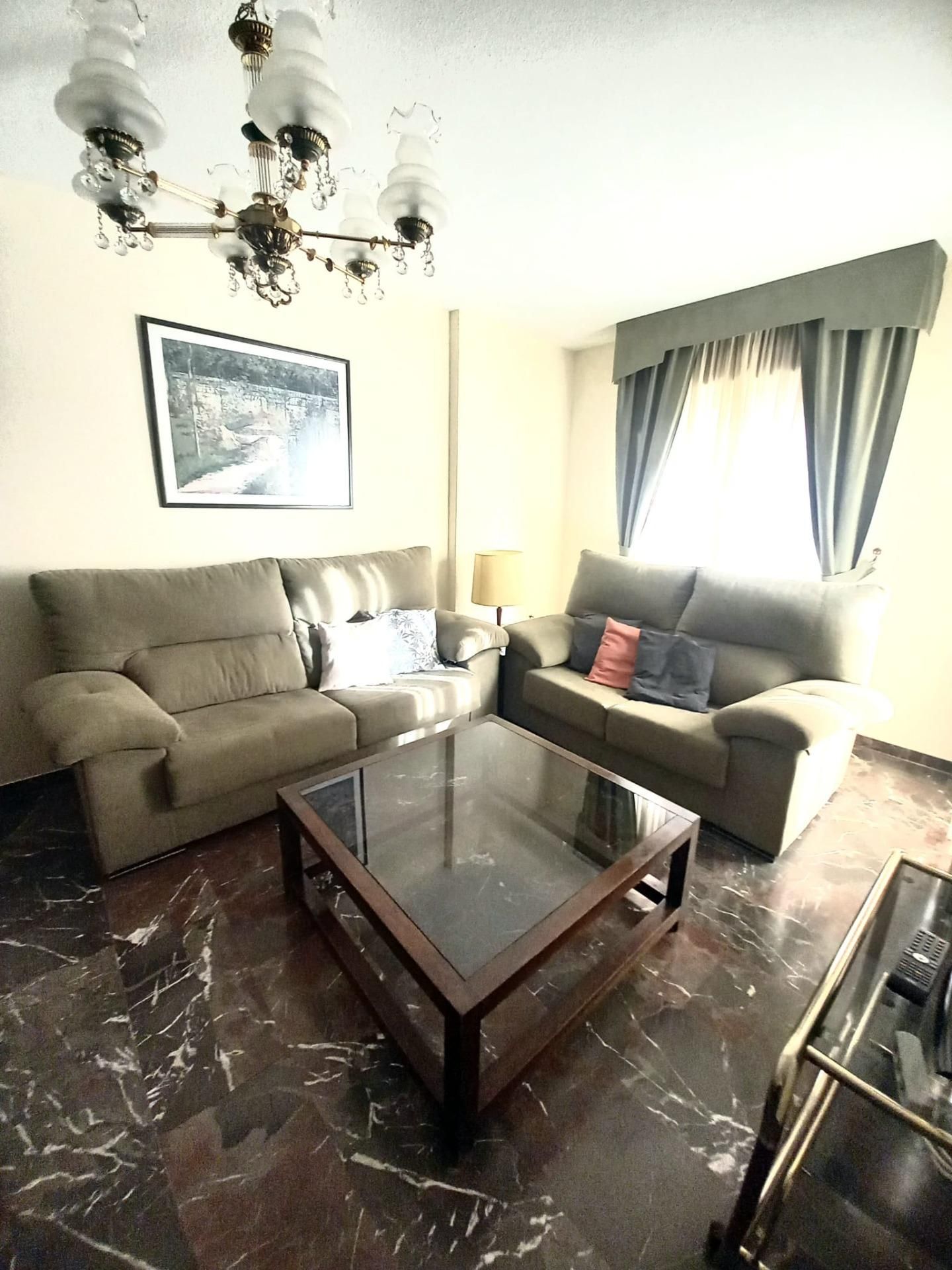 Sala d'estar de Pis de lloguer en  Córdoba Capital amb Aire condicionat, Calefacció i Terrassa