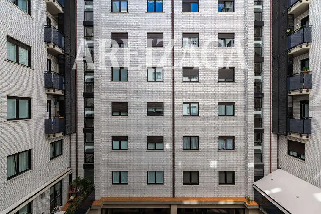 Vista exterior de Piso en venta en Donostia - San Sebastián  con Aire acondicionado, Calefacción y Terraza