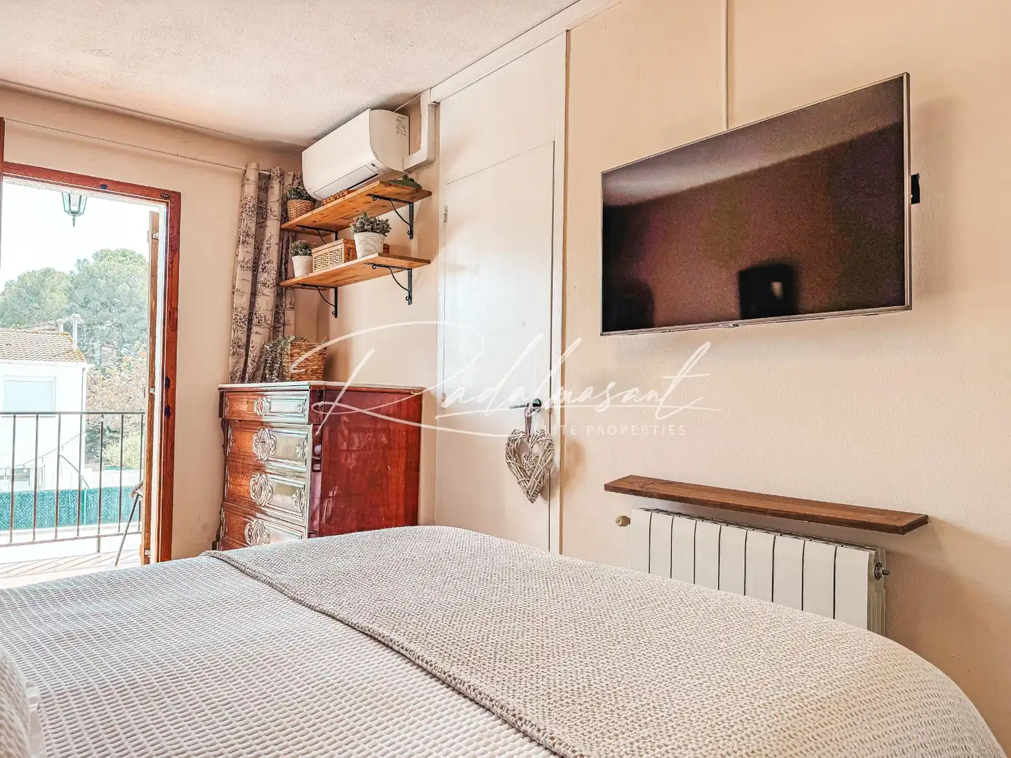 Dormitori de Casa o xalet en venda en Tarragona amb Aire condicionat, Calefacció i Jardí privat