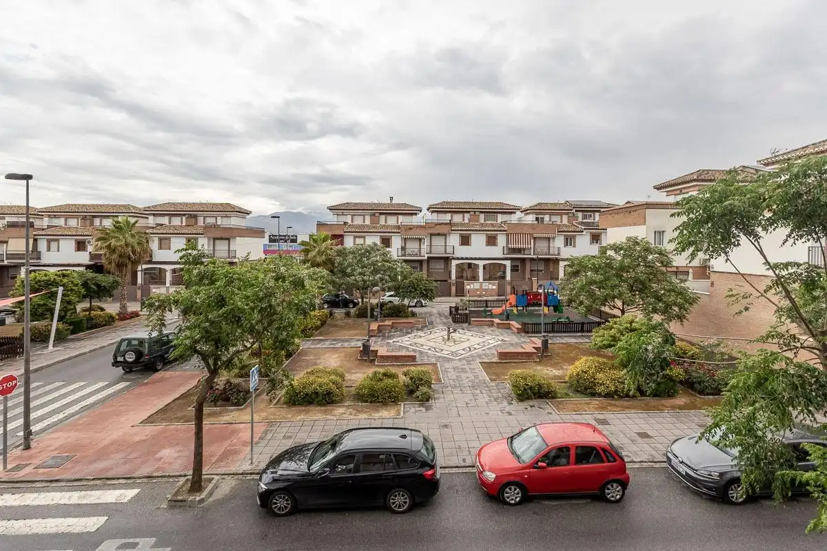 Detached homes for sale in Poniente