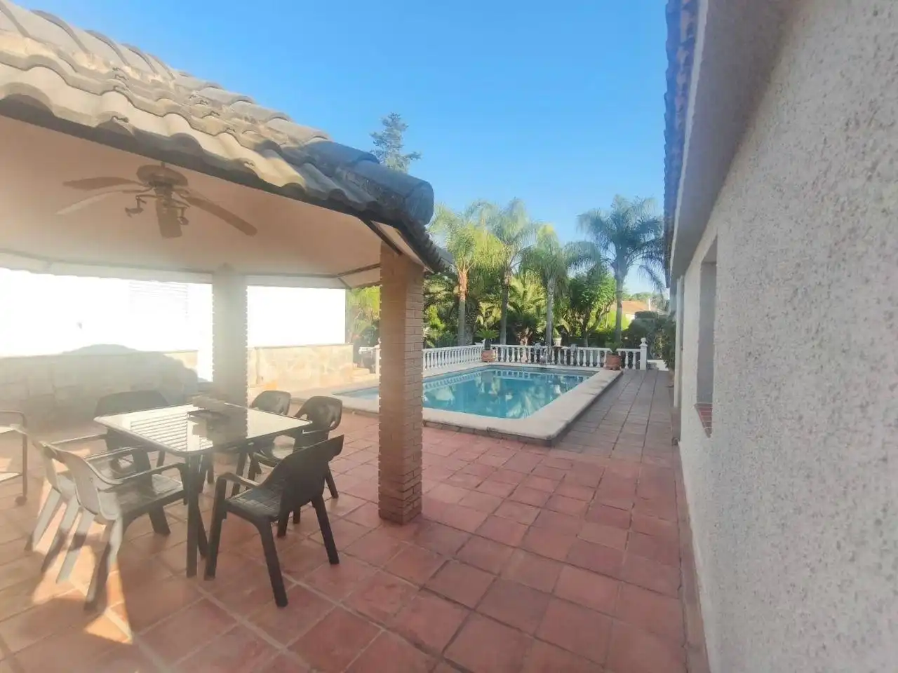 Vista exterior de Casa o chalet en venta en Paterna con Aire acondicionado, Calefacción y Jardín privado