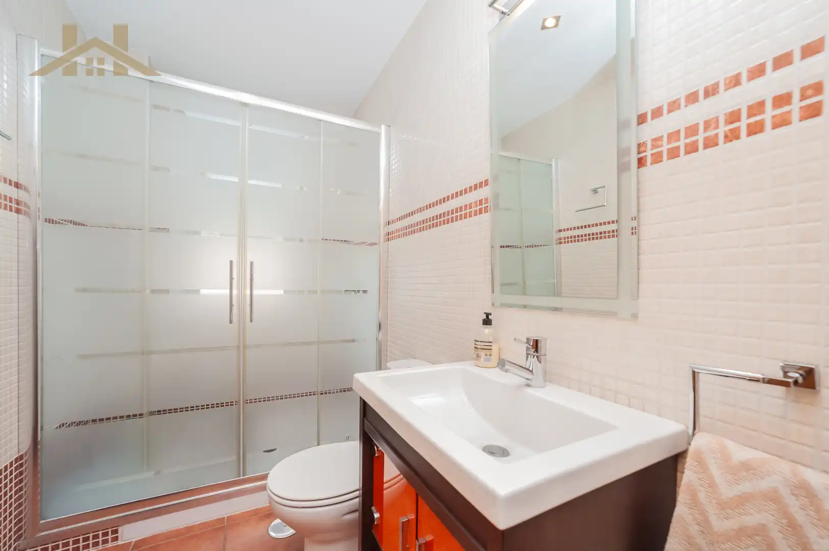 Doppelhaushälfte mit Pool zum Verkauf in Calle de Camariñas 108, imagen 14