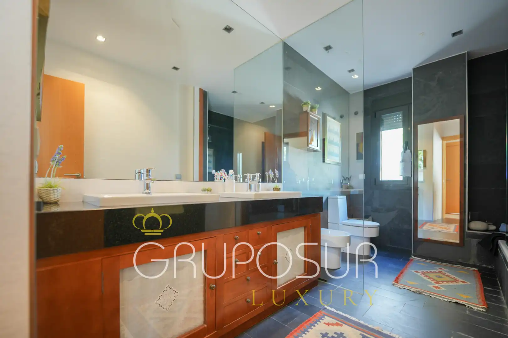 Bathroom of Houses for sale in Simancas  with Air Conditioner, Heating and Private garden