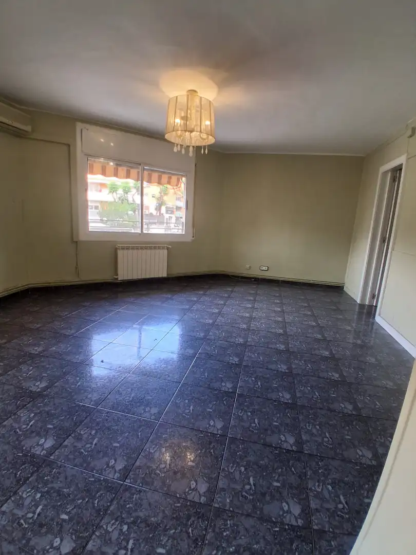 Living room of Flat for sale in Rubí  with Air Conditioner and Heating