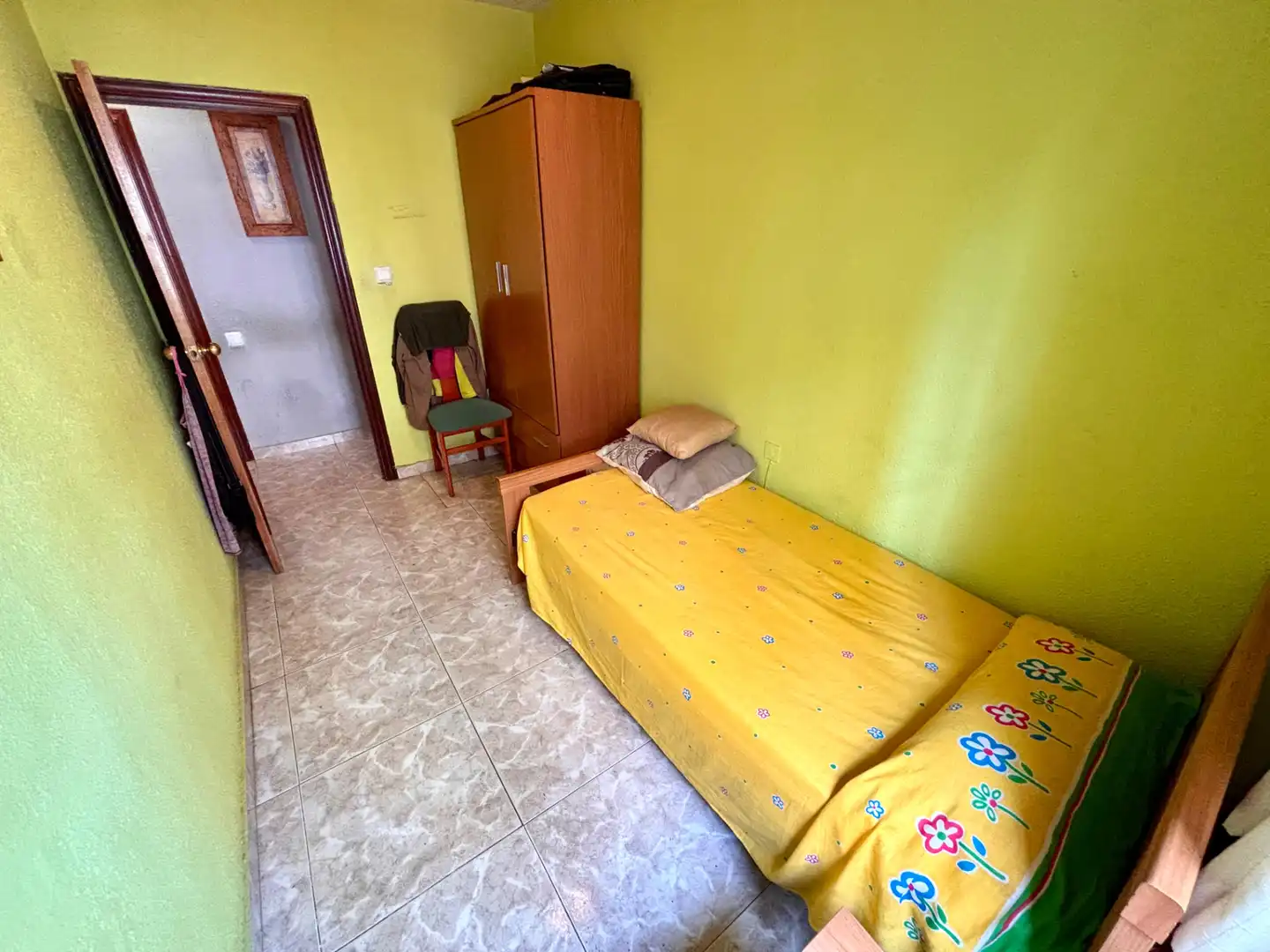 Habitación de Piso en venta en Alicante / Alacant con Aire acondicionado, Amueblado y Lavadora