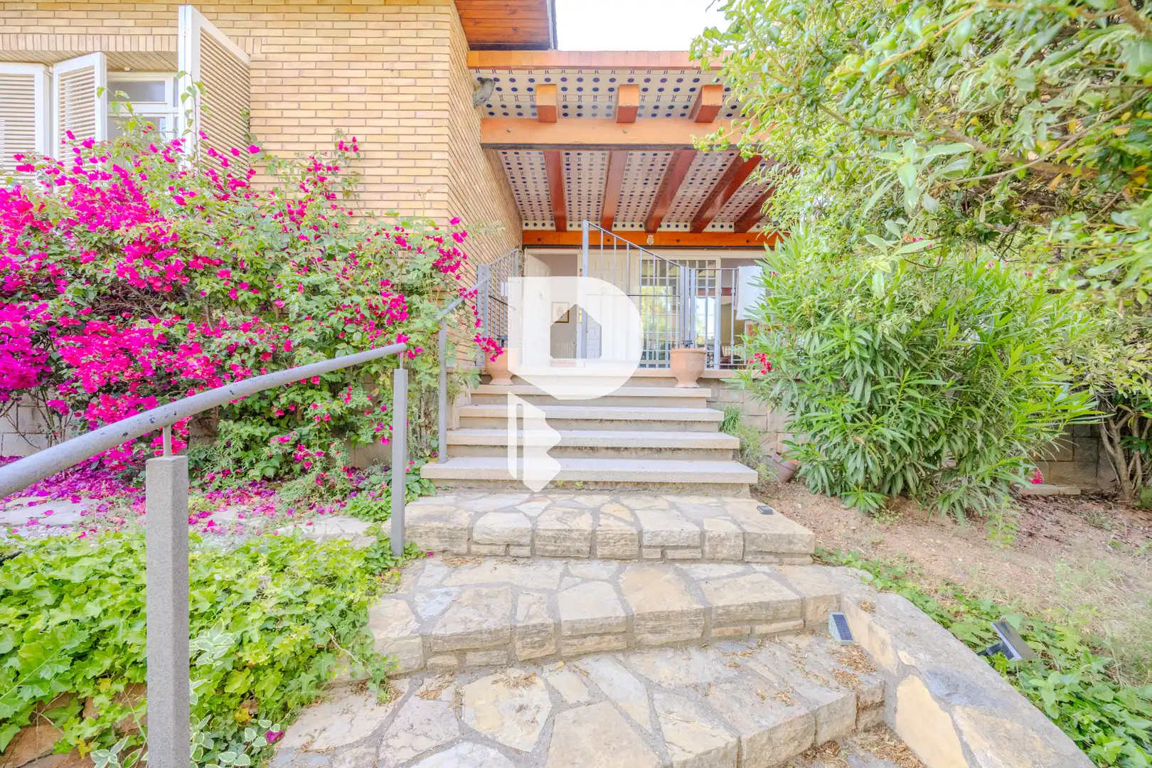 Exterior view of Houses for sale in Pallejà  with Air Conditioner, Heating and Private garden