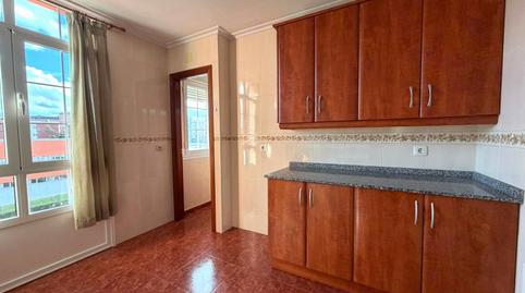 Foto 5 de Piso en venta en Avilés - Avenida Portugal, La Magdalena, Avilés
