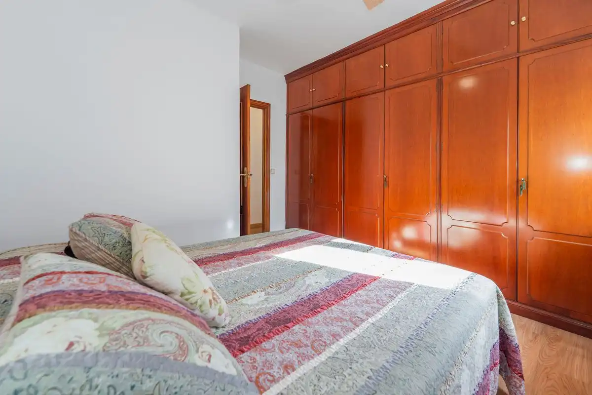 Dormitori de Pis en venda en Madrid amb Calefacció, Terrassa i Balcó