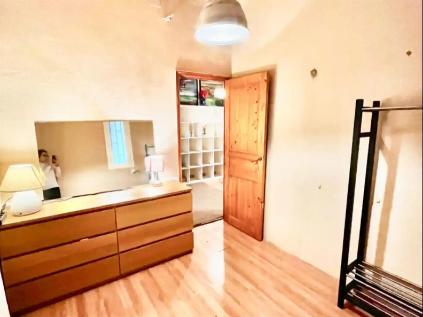Habitación de Casa o chalet en venta en  Barcelona Capital con Balcón