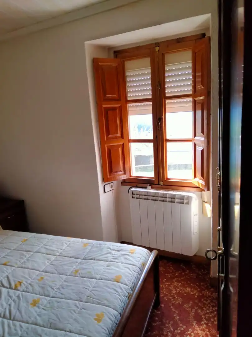 Dormitori de Casa o xalet en venda en Becerreá amb Moblat