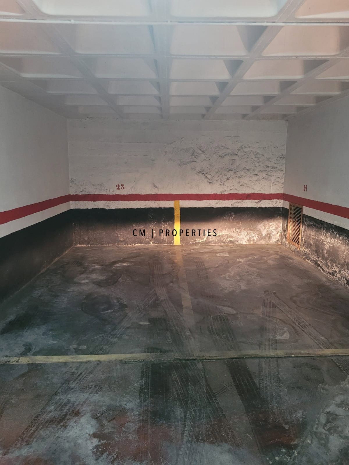 Exterior view of Garage for sale in  Valencia Capital